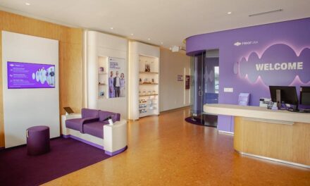 HearUSA Opens New Hearing Care Center in Southern California